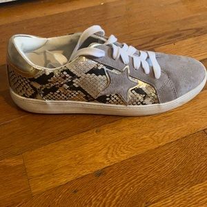 Steve Madden Sneakers